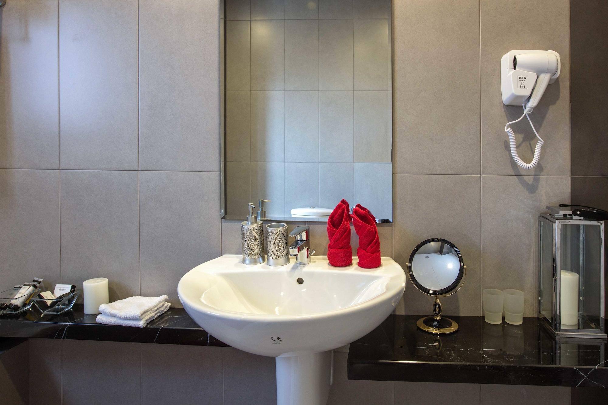 Loumage Suites And Spa Manama Eksteriør billede