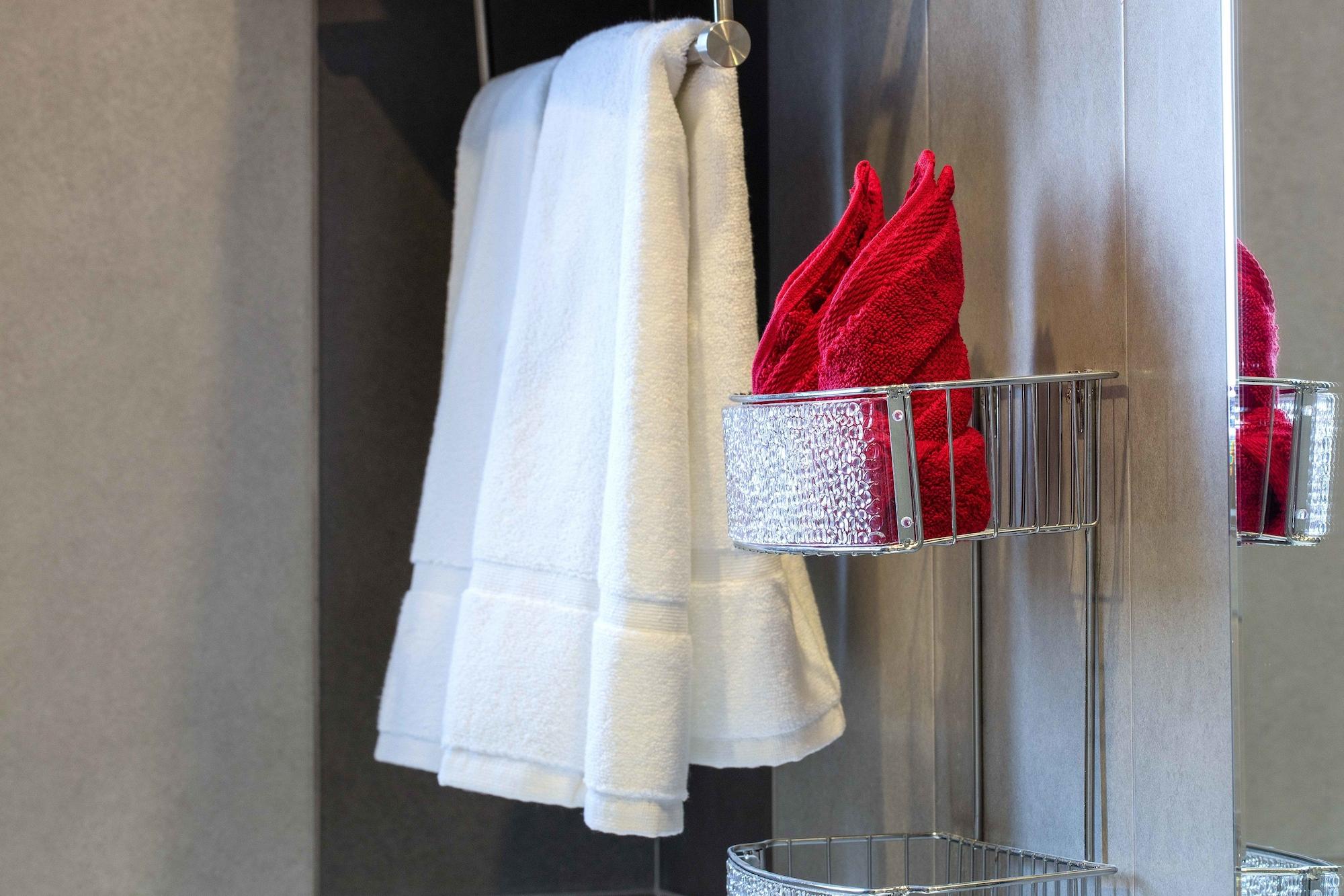 Loumage Suites And Spa Manama Eksteriør billede